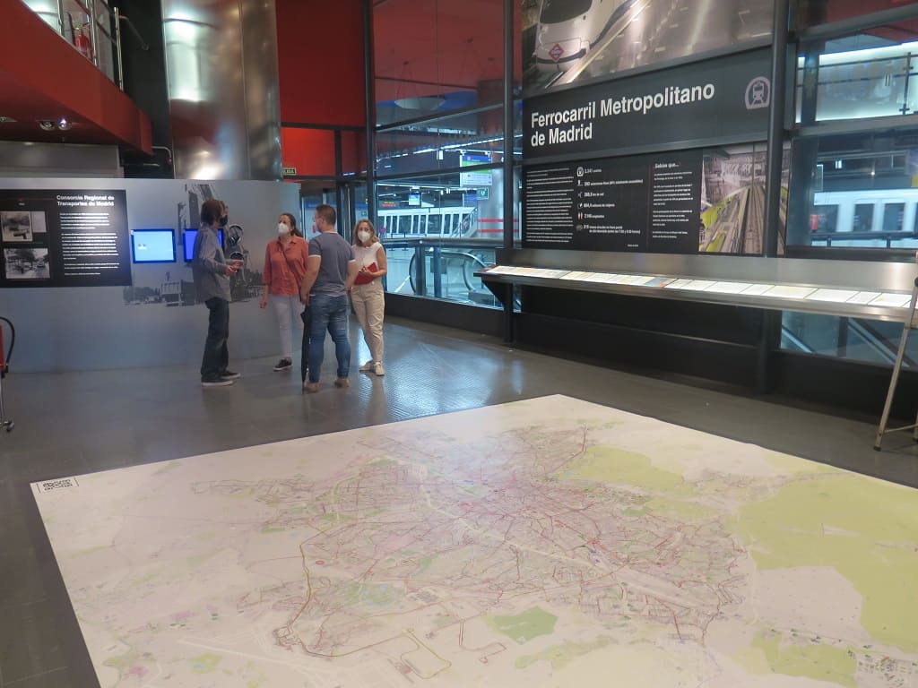 Geograma, en el aula de formación y sala de exposiciones del Consorcio Regional de Transportes de Madrid