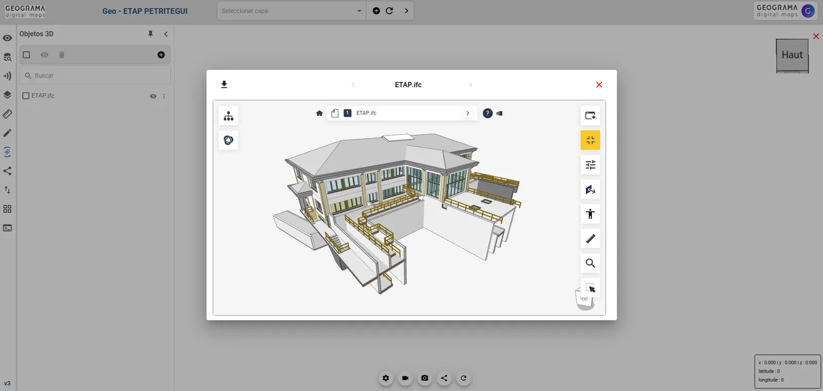 GeoCassini viewer with the Geo · ETAP Petritegui project open: the 3D objects panel with the ETAP.ifc layer on the left, the building's IFC model in 3D in the centre, and the measurement, section and navigation tools around it.